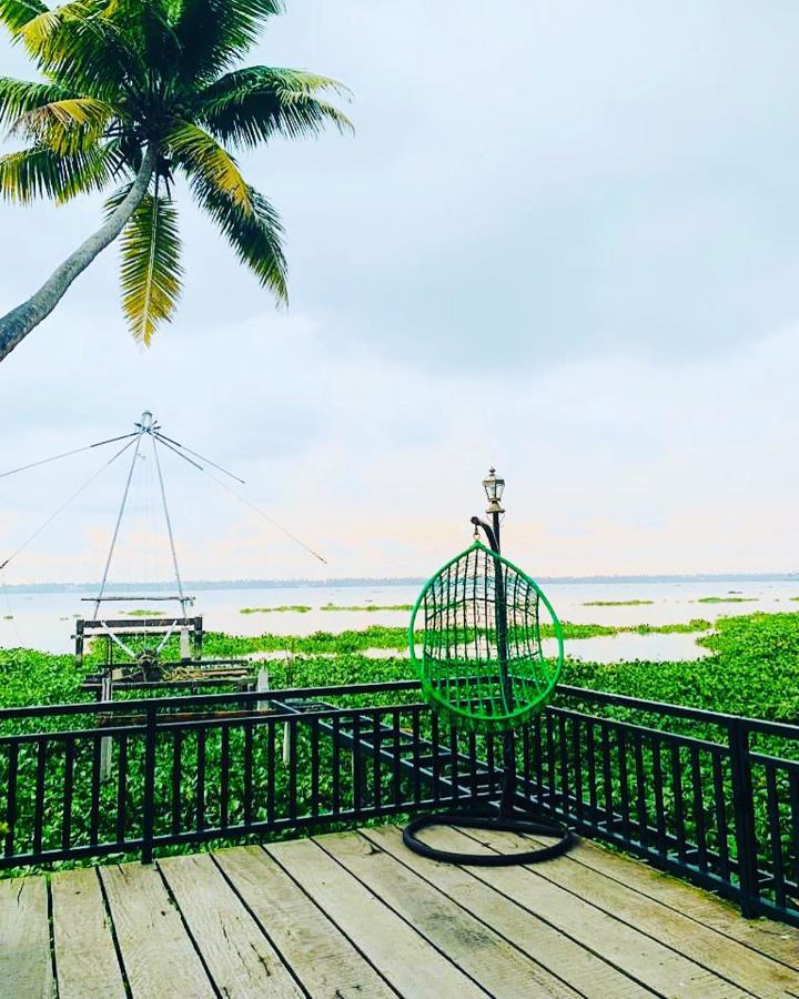 Kallanchery Retreat Kochi Zewnętrze zdjęcie